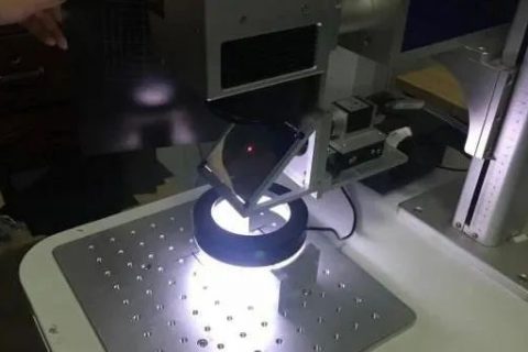 CCD視覺定位+激光技術(shù)，讓設備更加智能